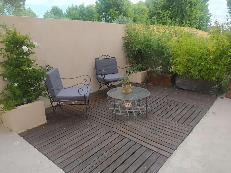 Le Petit Pied A Terre Du Luberon Apartment Merindol Ngoại thất bức ảnh