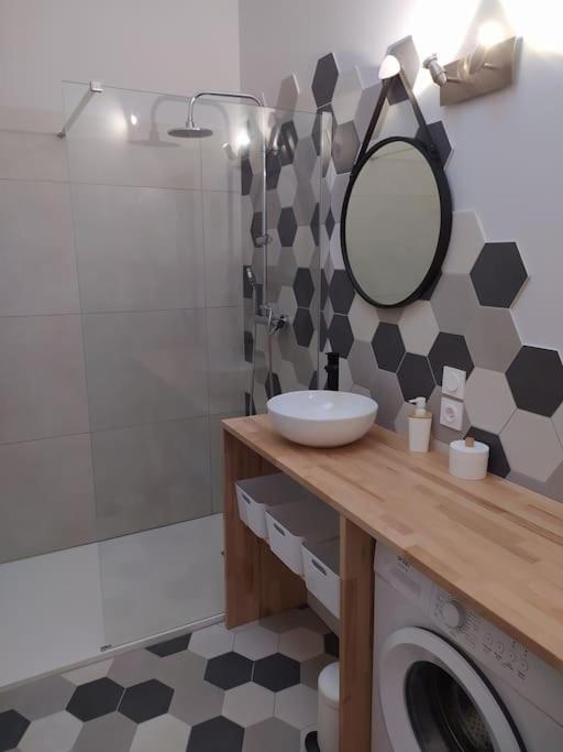 Le Petit Pied A Terre Du Luberon Apartment Merindol Ngoại thất bức ảnh